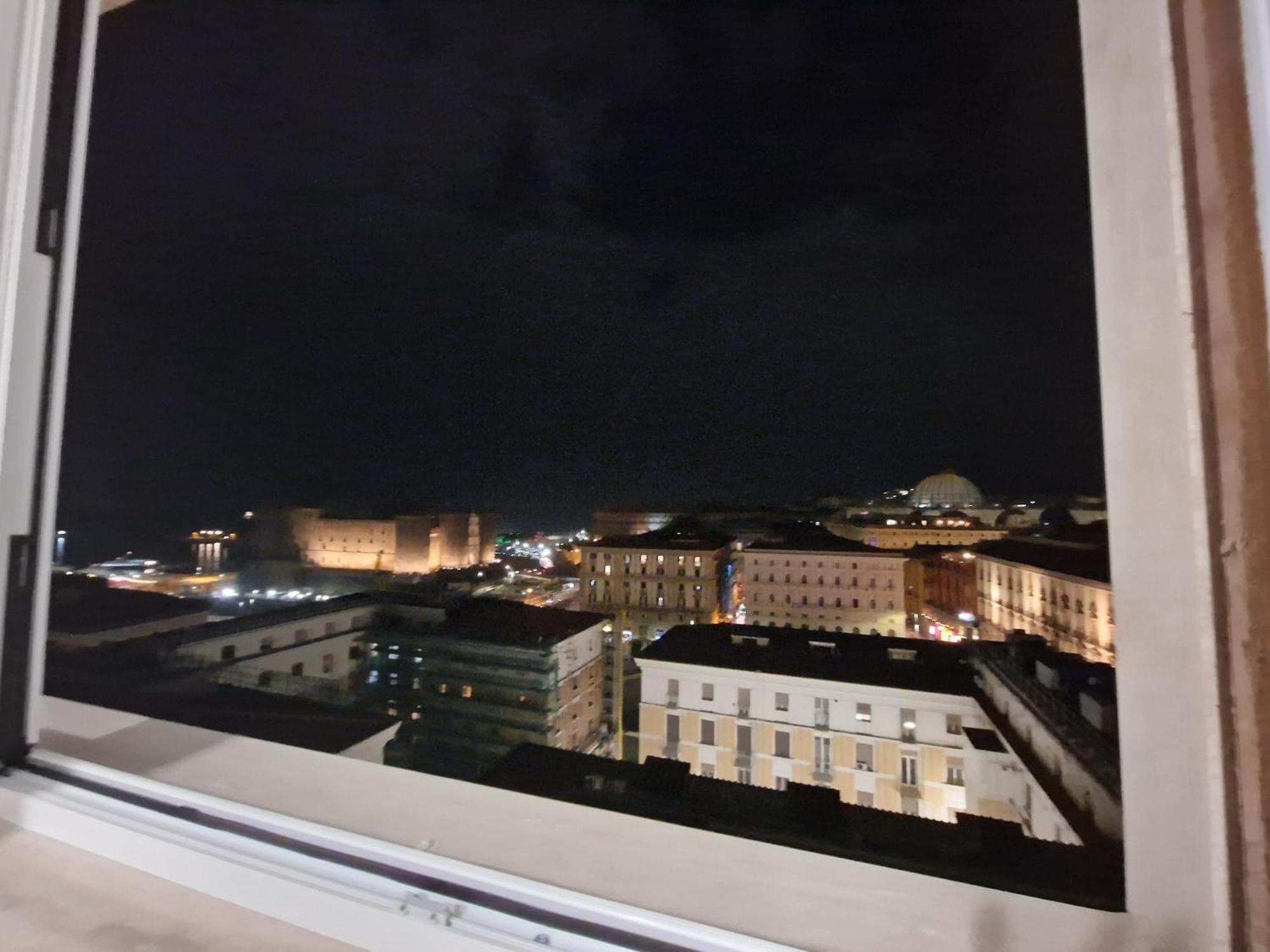 Neapolitan Skyscraper *